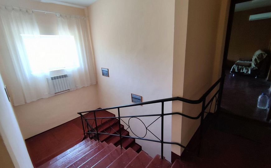 Производственное помещение, 1 500 м² фото