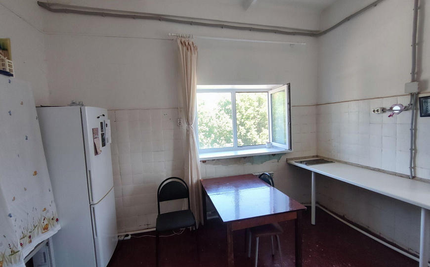 Производственное помещение, 1 500 м² фото