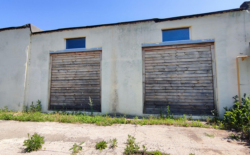 Производственное помещение, 1 500 м² фото