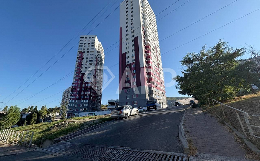 Сдаю торговое помещение 78 м² фото