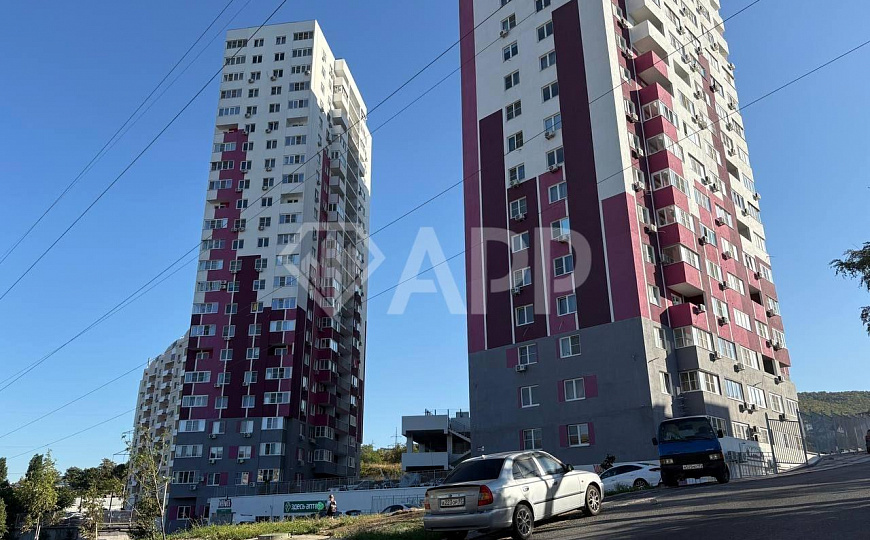 Сдаю торговое помещение 78 м² фото