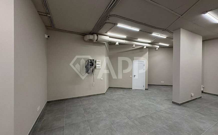 Сдаю торговое помещение 78 м² фото