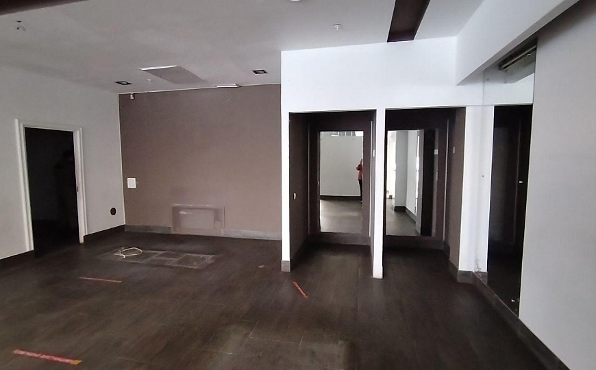 Сдам помещение в ТЦ Вертикаль фото