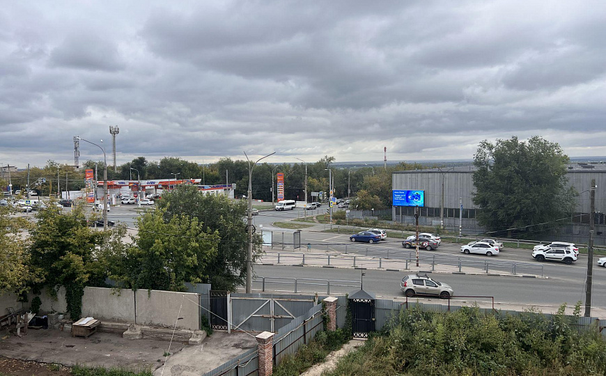 Продается здание 385м2 на первой линии фото