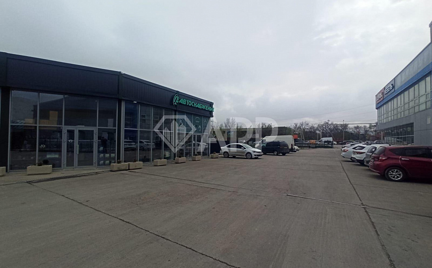 Сдам торговое помещение фото