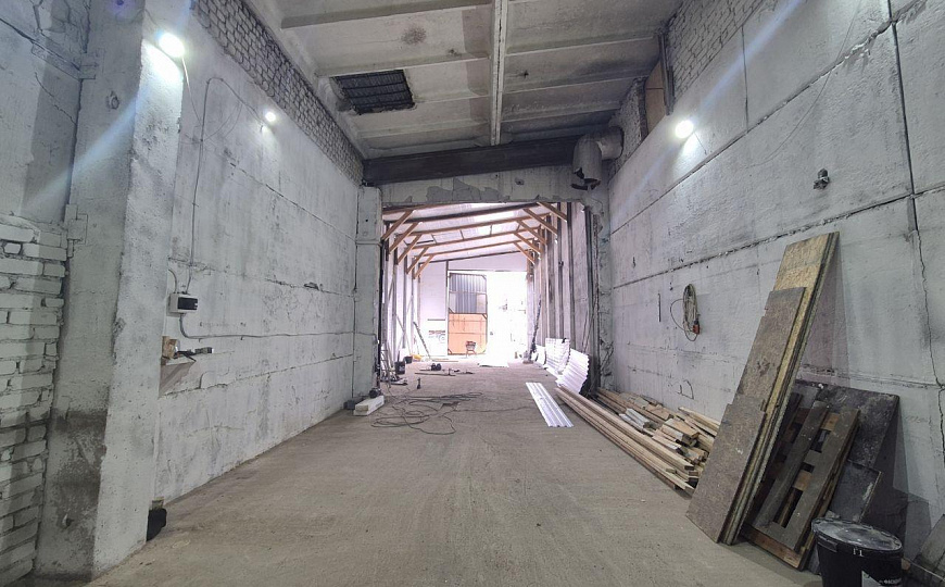 Склад , производство, автосервис 180 кв.м. фото