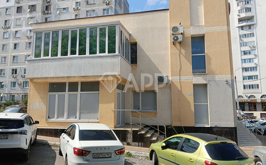 Сдам торговое помещение, от 75 до 205 м² фото