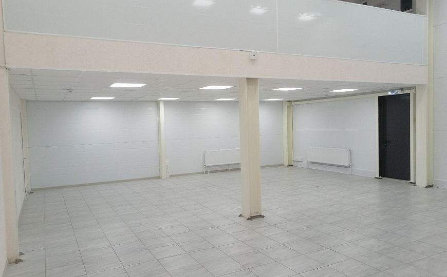 Помещение свободного назначения/Магазин 100м2 фото