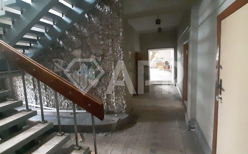 Помещение на колхозном рынке фото