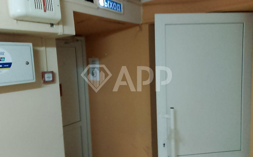 Сдаётся помещение на цокольном этаже торгового центра, с возможностью увеличения площади фото