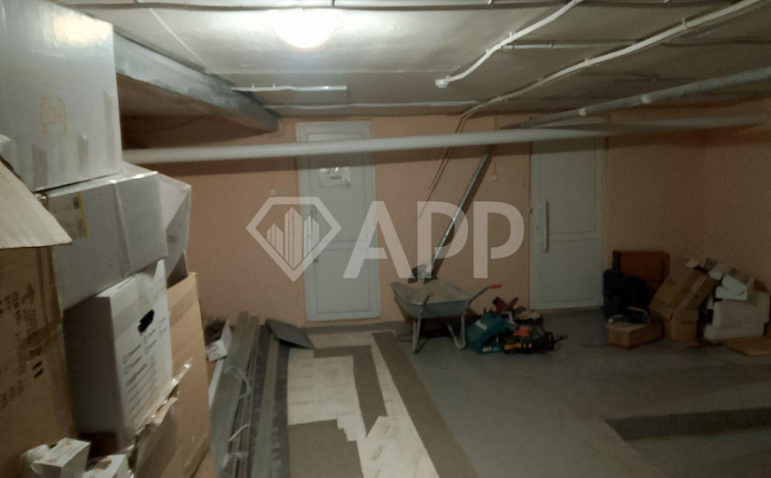 Сдаётся помещение на цокольном этаже торгового центра, с возможностью увеличения площади фото
