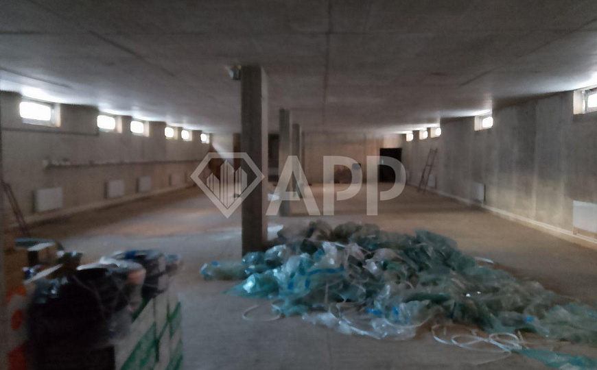 Сдаётся в аренду помещение свободного назначения на цокольном этаже бизнес центра фото