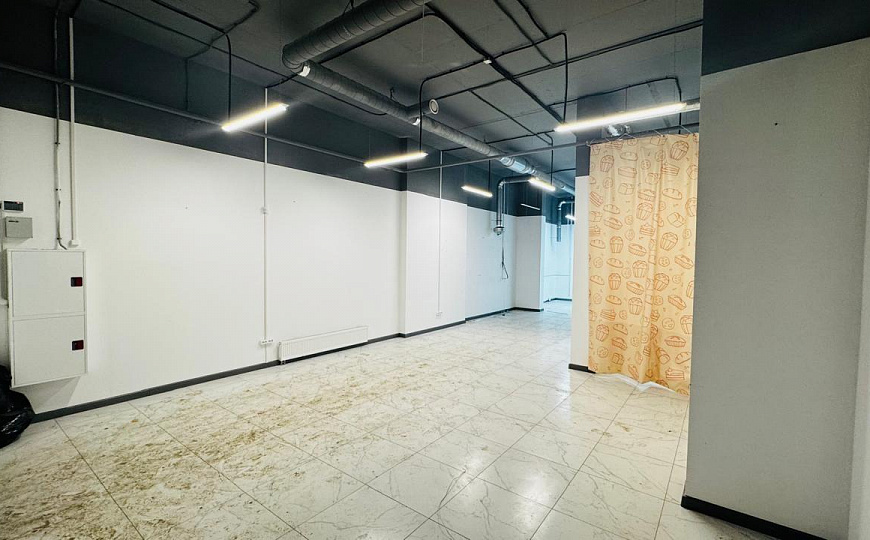 Помещение с вытяжкой под кафе, пекарню 75 м² фото