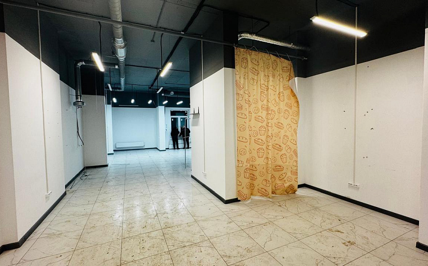 Помещение с вытяжкой под кафе, пекарню 75 м² фото