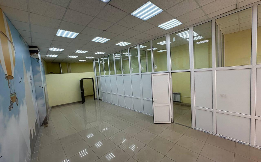 Сдается в аренду помещение свободного назначения фото