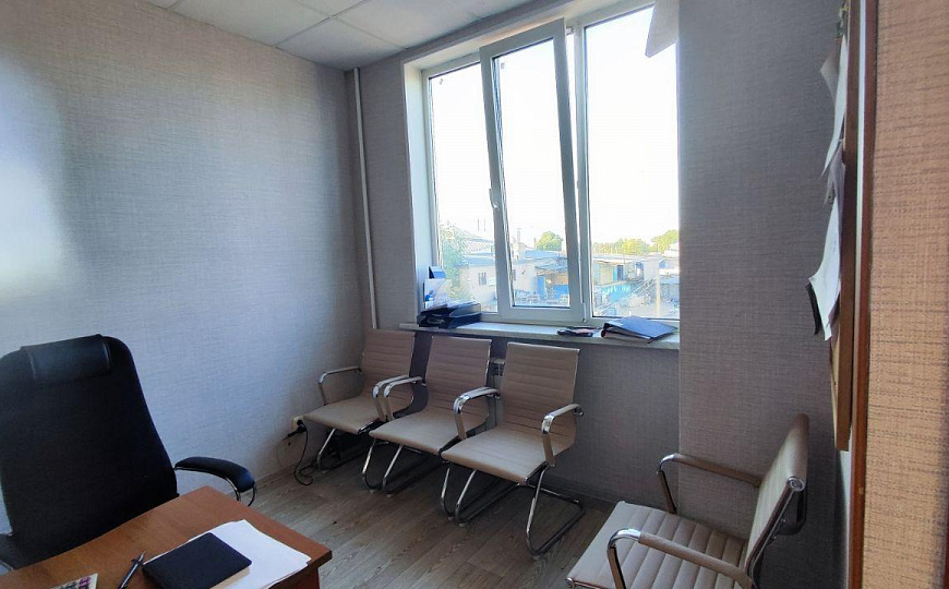 Сдам офисное помещение на 4 комнаты, 74,3 м² фото