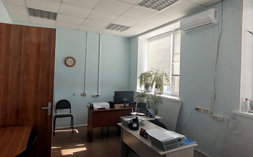 Блок помещений с мебелью и сплитами, 96 м² фото