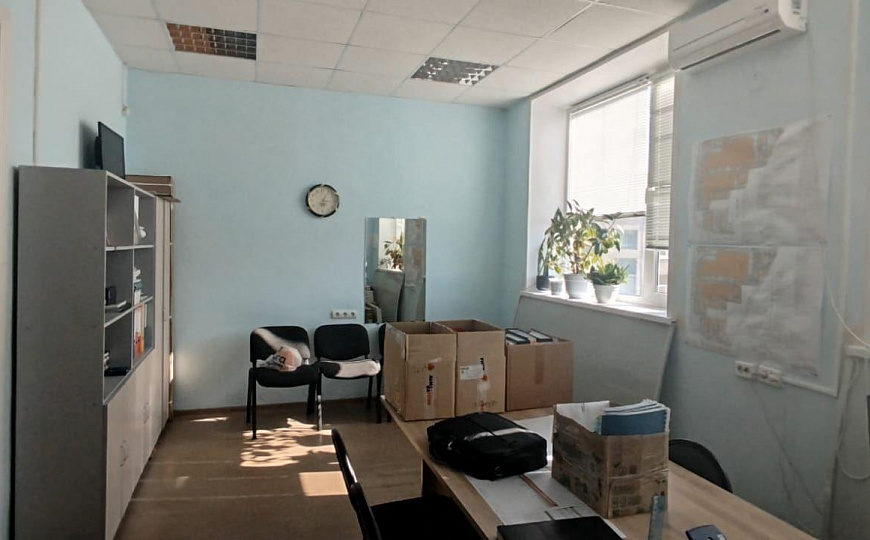 Блок помещений с мебелью и сплитами, 96 м² фото