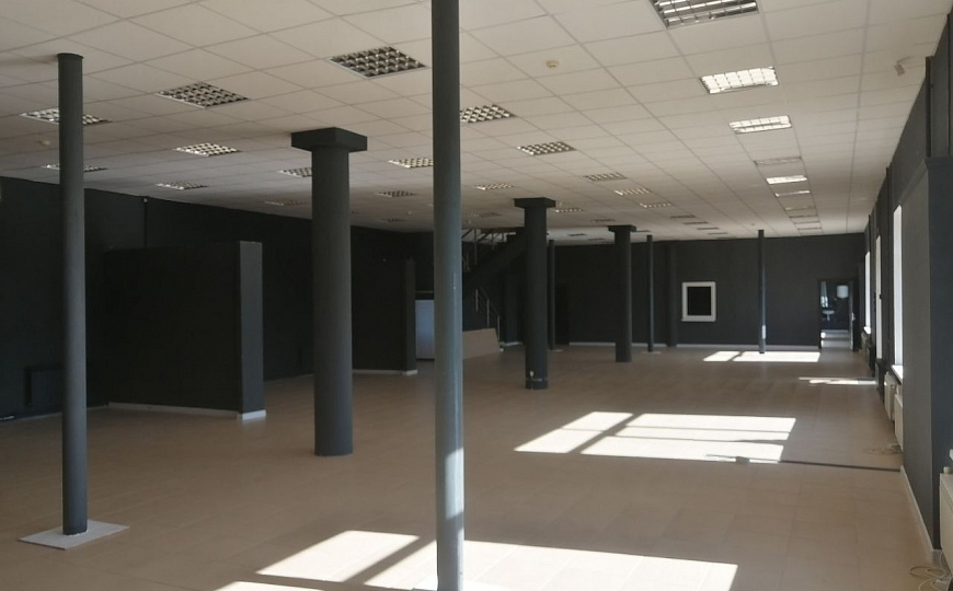 Помещение свободного назначения/Отдельное здание/Склад 450м2 фото