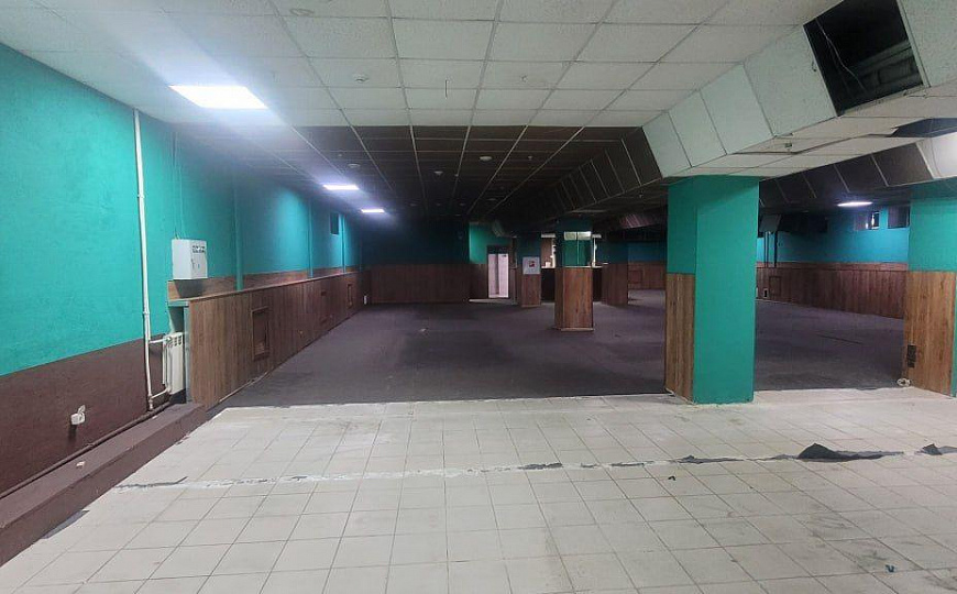 Свободного назначения 448,6 м2 фото