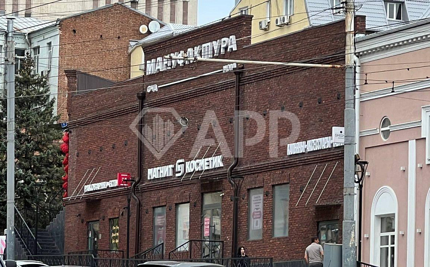 Трафик/парковка/большие окна/реклама/2входа фото