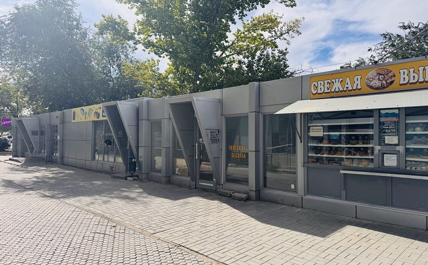 Павильон в проходном месте 20 м² фото