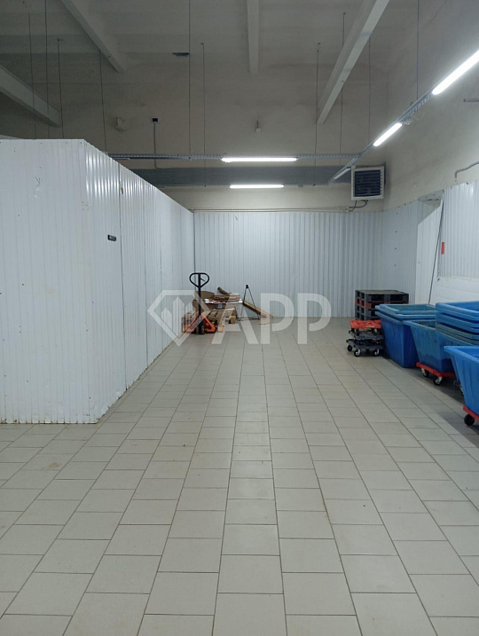 Продается здание свободного назначения фото