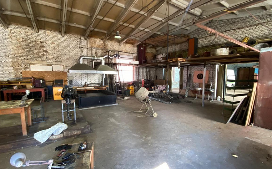 Сдам производственное помещение, 250 м² фото