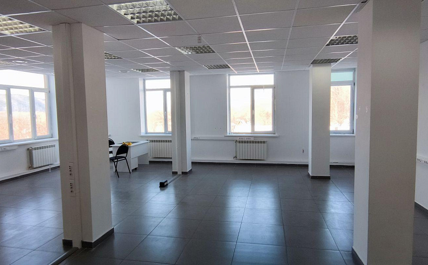 Офисное помещение на 1ой линии, 500 м² фото