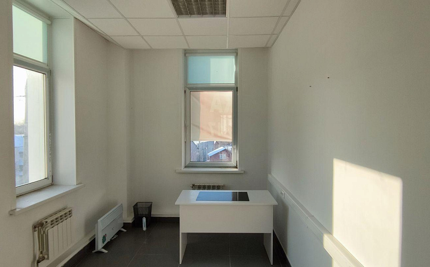 Офисное помещение на 1ой линии, 500 м² фото