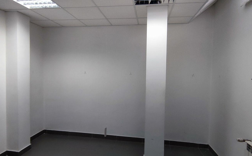 Офисное помещение на 1ой линии, 500 м² фото