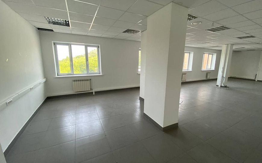 Офисное помещение на первой линии, 492 м² фото