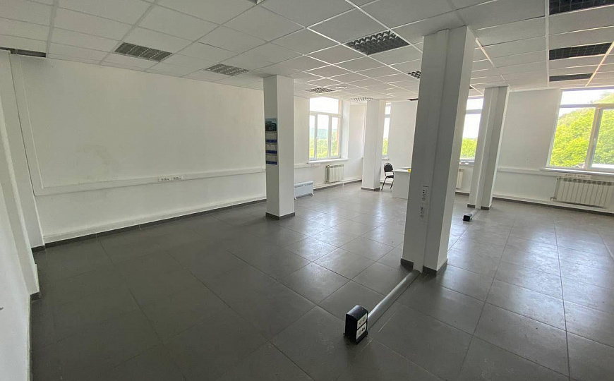 Офисное помещение на первой линии, 492 м² фото