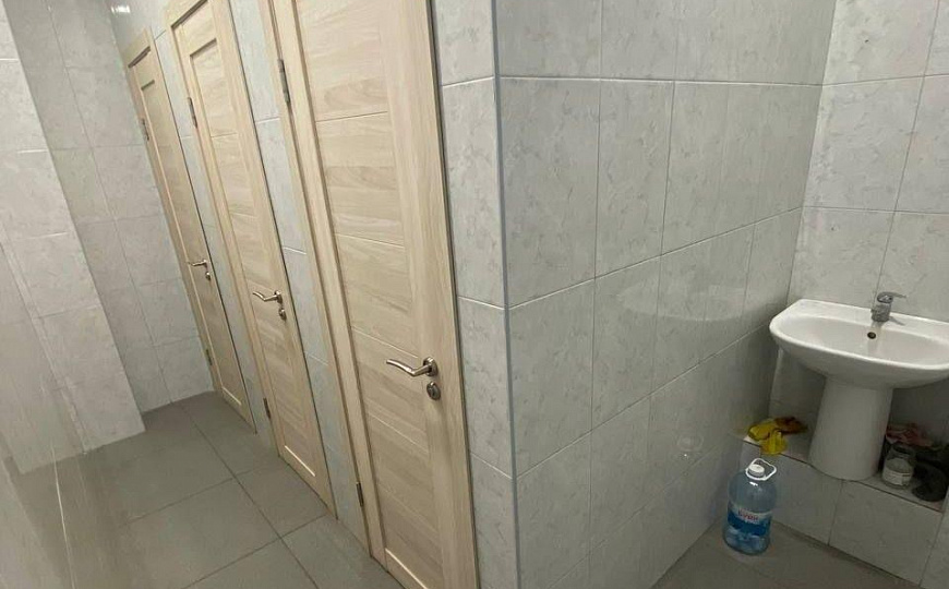 Офисное помещение на первой линии, 492 м² фото