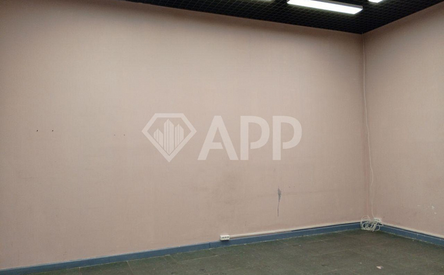 Сдаю помещение свободного назначения в "Торговой галерее" фото