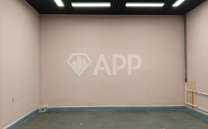 Сдаю помещение свободного назначения в "Торговой галерее" фото