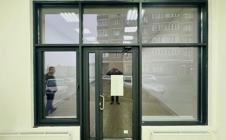 Обьект между КБ и Чижиком/70 м2/Ремонт/Вытяжка фото