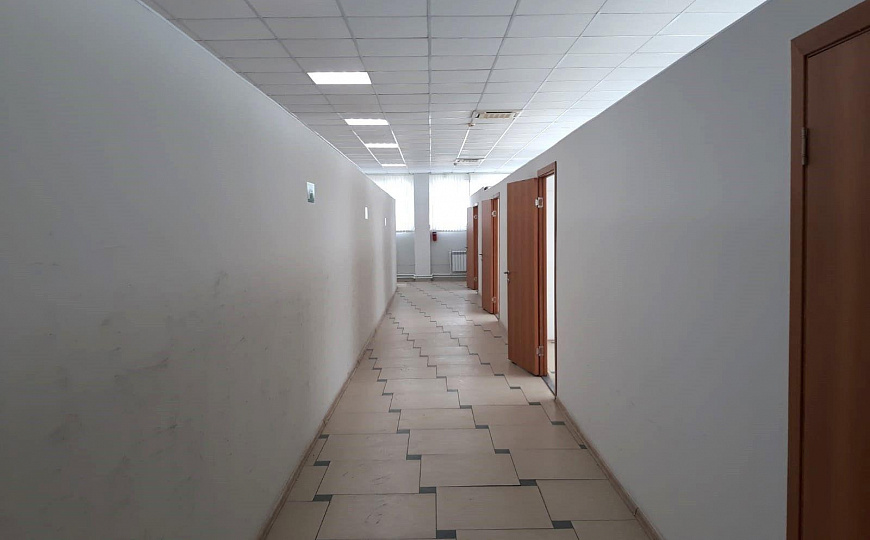 Офисное помещение 350 м² фото