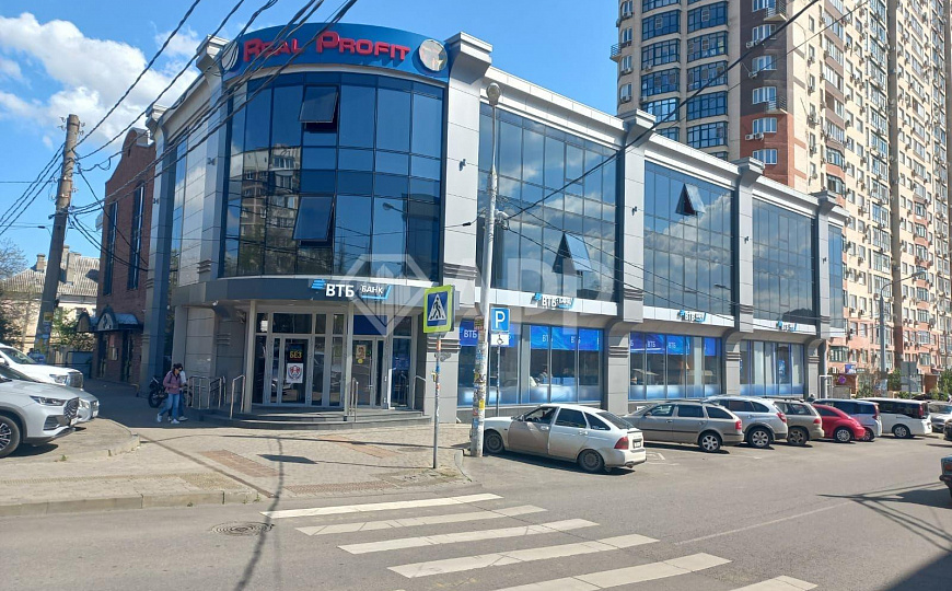 Сдаю торговое помещение, 310 м² фото