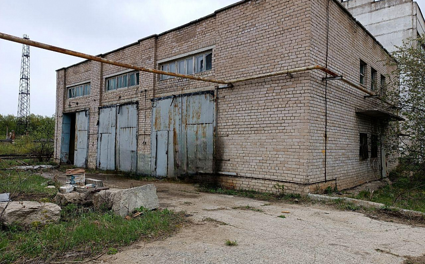 База с хранилищами для газа и бензина ж/д тупиком, 30000м² фото