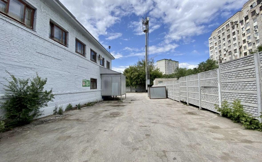  Отдельно стоящее здание, 1 736 м² фото