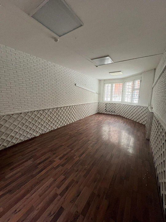 Продам ГАБ с Арендаторами 183,5 м.кв. фото