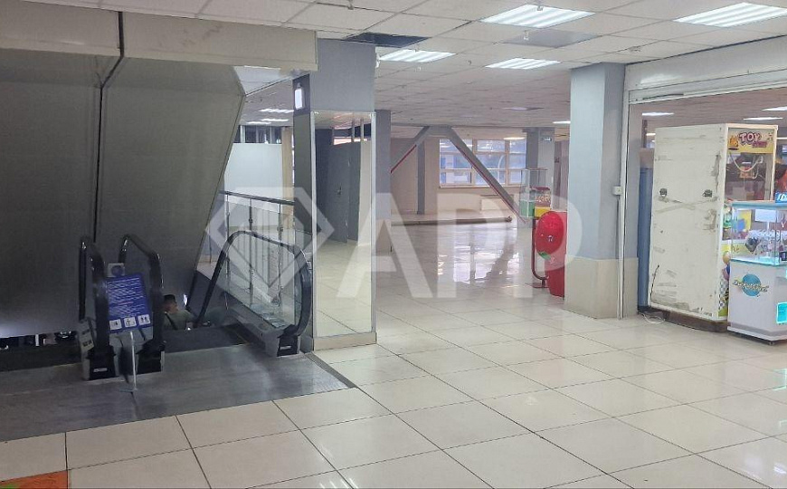 Высокий трафик/ТЦ "Европа" на Мира от 10 м2 фото
