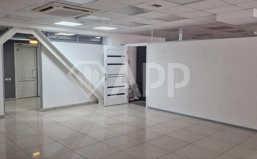 Высокий трафик/ТЦ "Европа" на Мира от 10 м2 фото