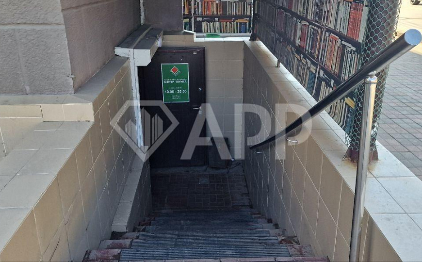 Центр города/Голубой огонёк/Высокий трафик/Отдельный вход фото