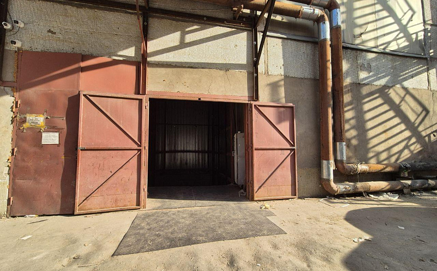 Склад 930 кв.м. возможно деление фото