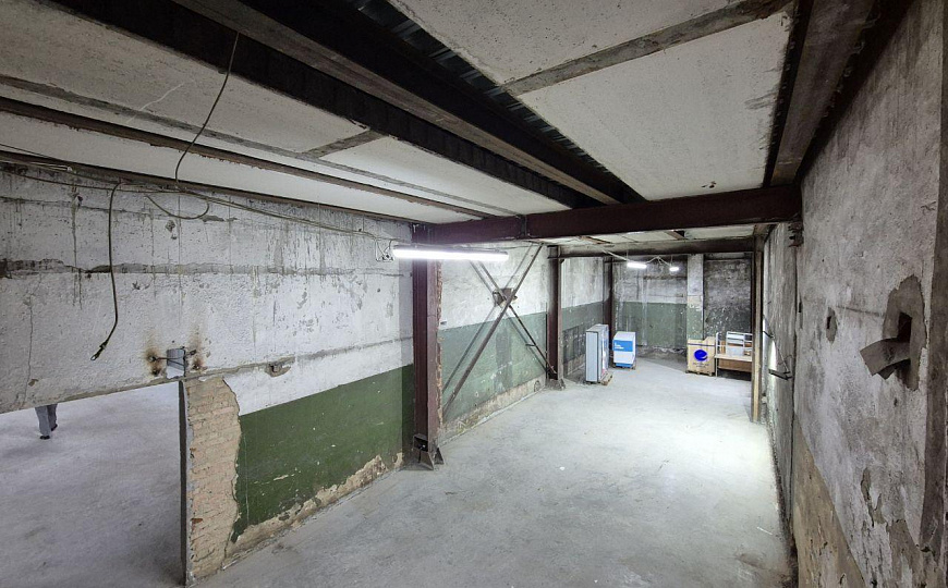 Склад 930 кв.м. возможно деление фото