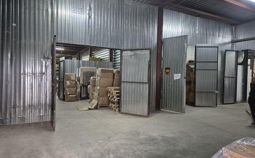 Склад 930 кв.м. возможно деление фото