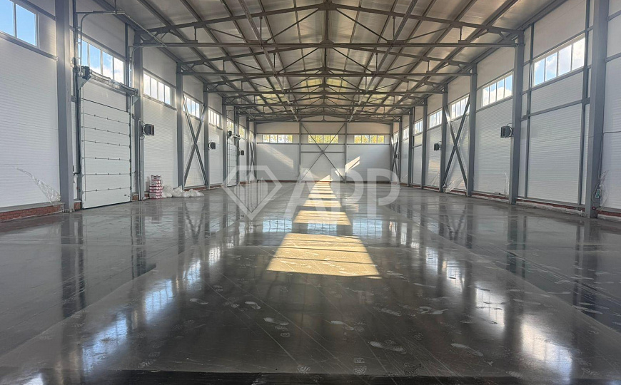 Сдаю 1292 м² на Промпарковой! фото