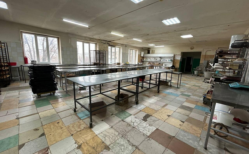 Продам отдельно стоящее здание, 563 м² с ЗУ и действующим производством !!! фото